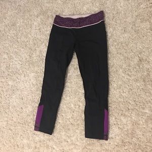 Lululemon crop yoga pants